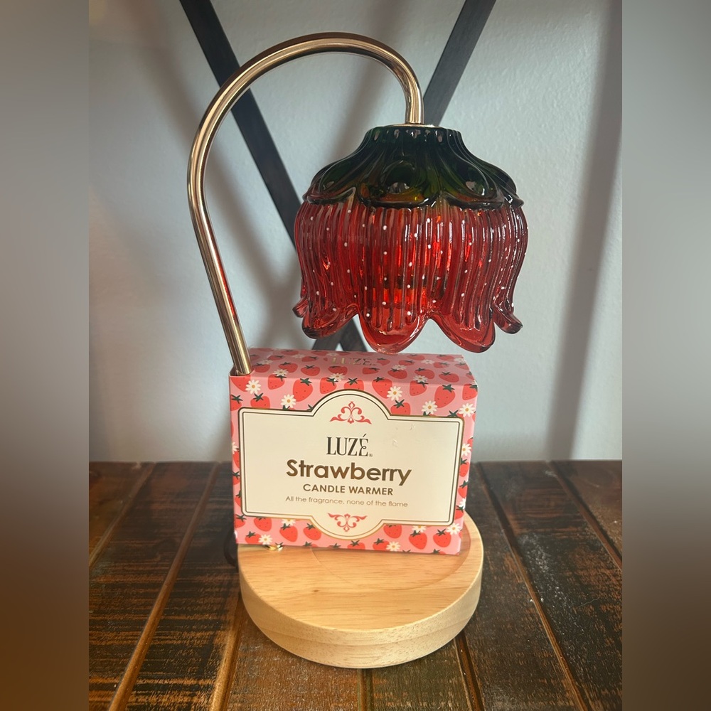 Luze ANTHROPOLOGIE STRAWBERRY SHORTCAKE CANDLE WARMER LAMP Dimmable Viral NEW